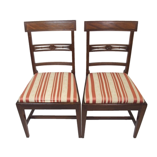 840 - A set of thirteen Regency style mahogany dining chairs