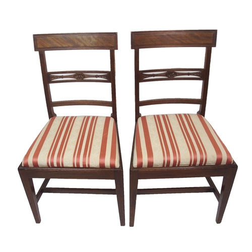 840 - A set of thirteen Regency style mahogany dining chairs