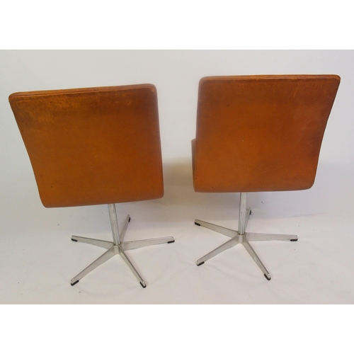 884 - Arne Jacobsen for Fritz Hansen  A high back leather Oxford chair