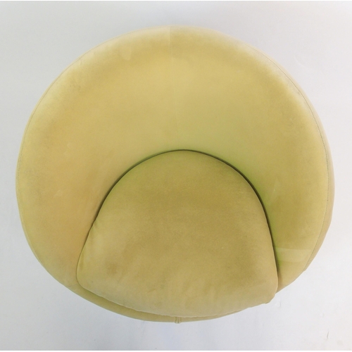 886 - A 20th Century swivel egg chair