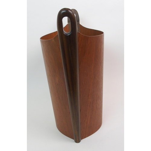 891 - Einar Barnes (1908-1985) A teak waste paper bin