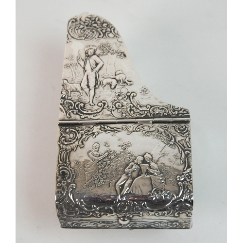 189 - A Continental silver jewellery box