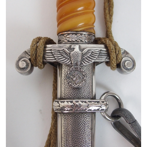 251 - A WW2 German Heer (Army) Officer's dagger