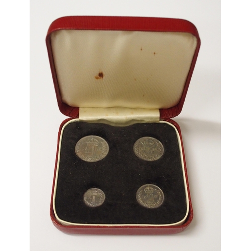 451 - 1895 Queen Victoria Maundy set