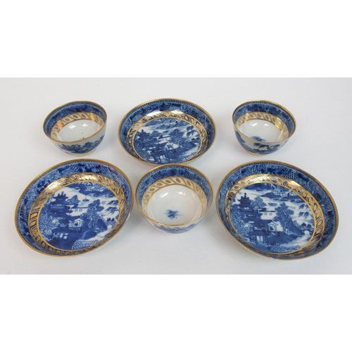 507 - An early 19th Century English Willow pattern tea set