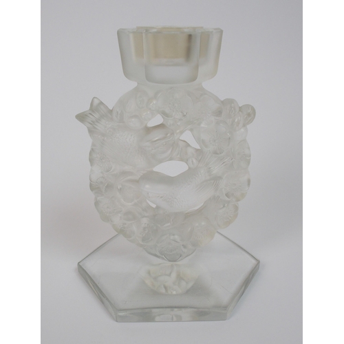 561 - A Lalique Cristal Mesanges pattern electric lamp base