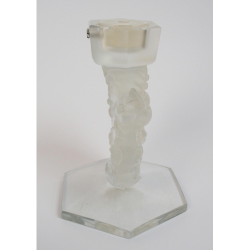 561 - A Lalique Cristal Mesanges pattern electric lamp base