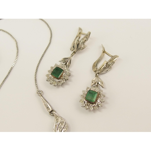 610 - An emerald and diamond suite