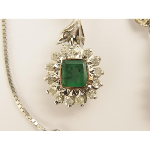 610 - An emerald and diamond suite