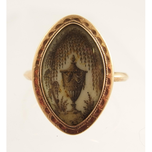 674 - A Georgian mourning ring