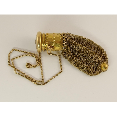 710 - A French 18ct gold mesh purse