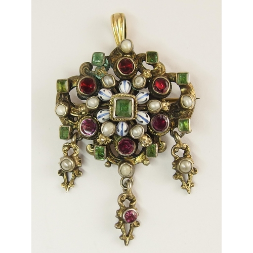 736 - An Austro-Hungarian pendant brooch