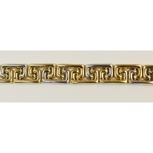 745 - An 18ct gold Greek key design bracelet