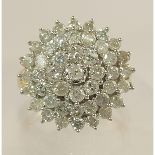 755 - A 9ct gold diamond cluster ring