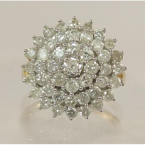 755 - A 9ct gold diamond cluster ring