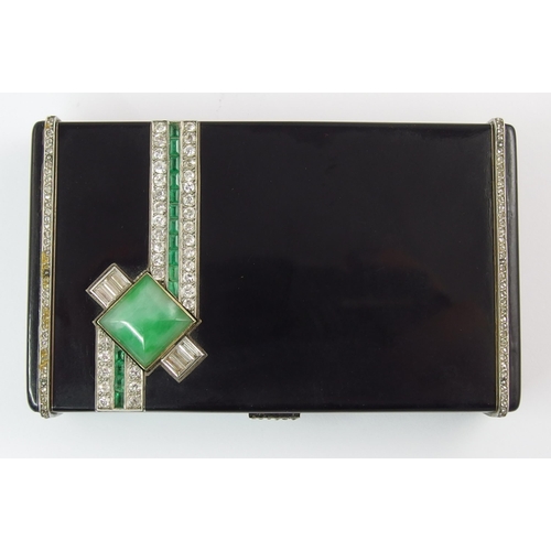 766 - An Art Deco French 18ct gold lacquer  diamond and Chinese green hardstone compact