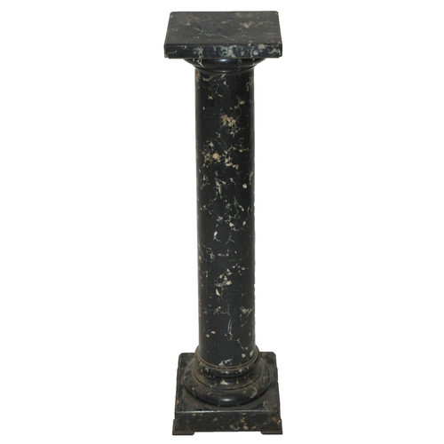 808 - A 19th Century marble column pedestal