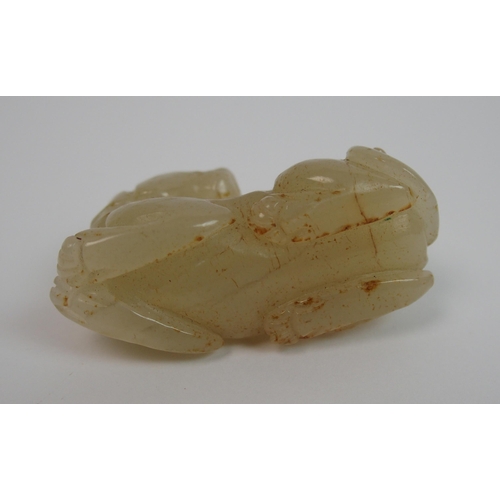 105 - A Chinese jade carving of a feline and cub