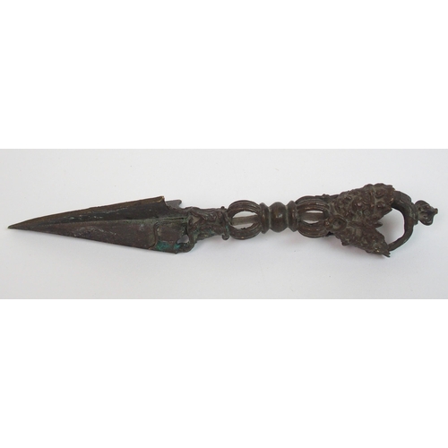 123 - A Tibetan bronze trefoil dagger