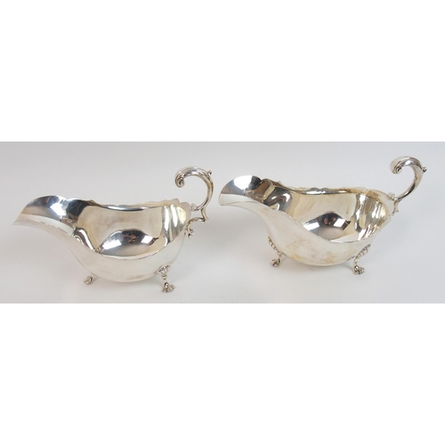 207 - A pair of silver sauceboats