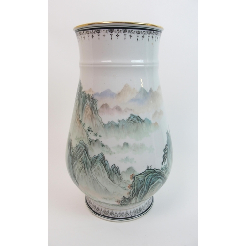 70 - A Chinese porcelain baluster vase