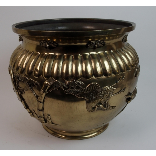 72 - A Chinese bronze jardiniere