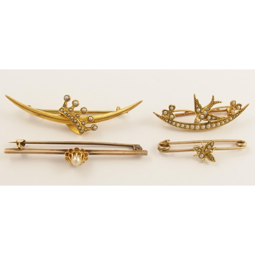 796B - A collection of vintage brooches