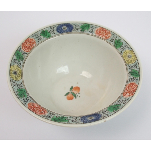 87 - A Chinese famille verte bowl