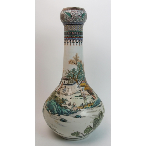 89 - A Chinese baluster vase