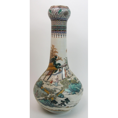 89 - A Chinese baluster vase