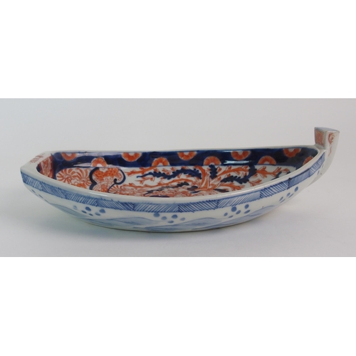 103 - An Imari boat shaped dish