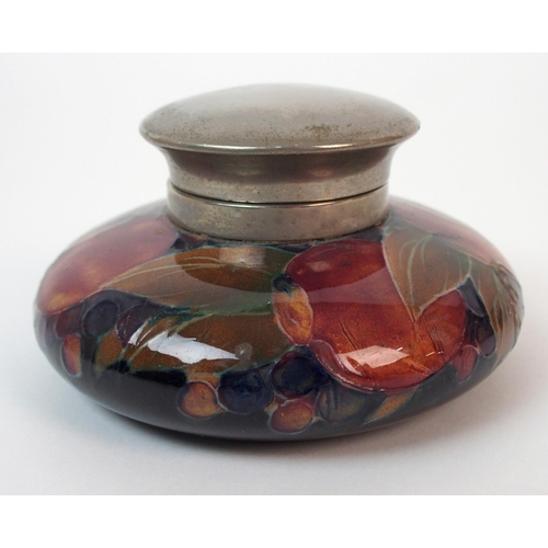 1055 - A Moorcroft Pottery Pomegranate inkwell