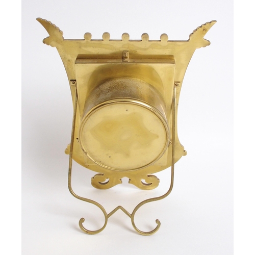 1095 - A French gilt bronze mantle clock