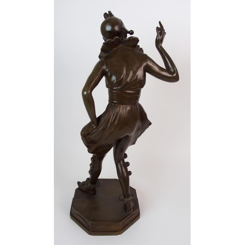 1112 - An Art Deco patinated bronze figure  John Beresford Walker (Scottish  1877-1948)