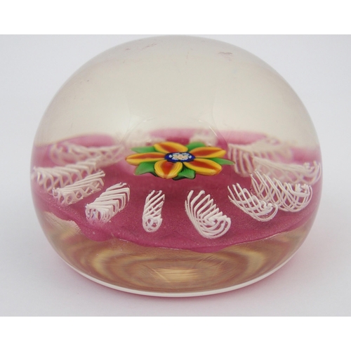 1148 - A Paul Ysart Harland glass paperweight