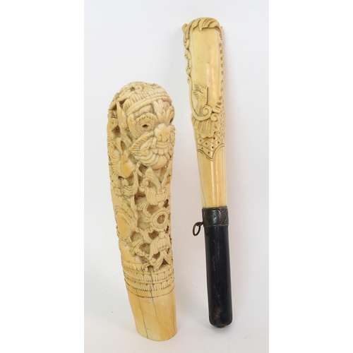 36 - An Indian ivory handle