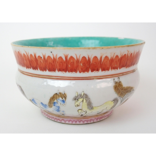 71 - A Chinese porcelain bowl