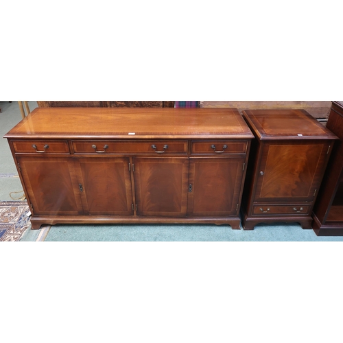 62 - A 20th century mahogany four door sideboard and a mahogany stereo cabinet (2)