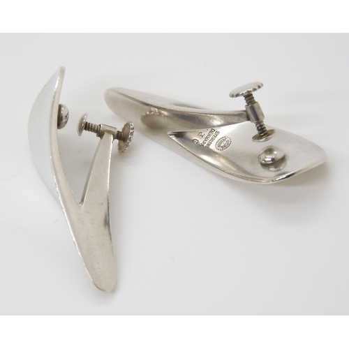 668 - A PAIR OF GEORG JENSEN EARRINGSdesigned by Nanna Ditzel the silver sculptural earrings have screw fi... 