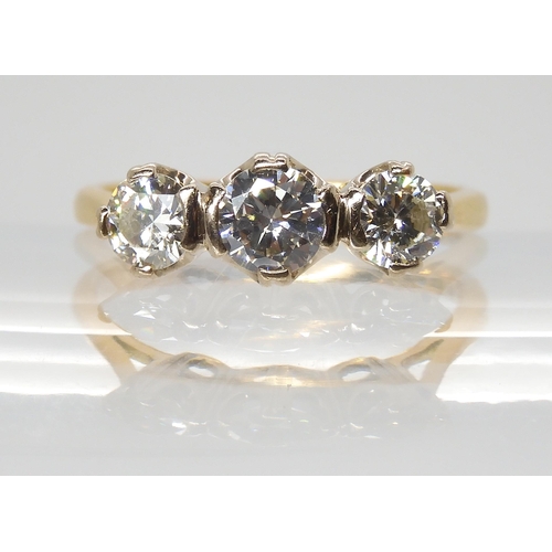 691 - AN 18CT GOLD THREE STONE DIAMOND RINGset with estimated approx 1ct of brilliant cut diamonds. Finger... 