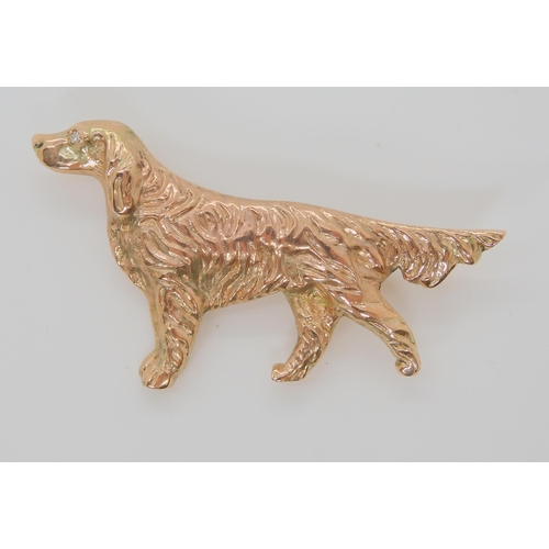 716 - A 9CT ROSE GOLD RED SETTER DOG BROOCHthe eye set with a diamond, this item was made bespoke. Dimensi... 