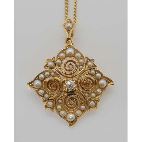 760 - AN ART NOUVEAU PEARL & DIAMOND PENDANTstamped 18 and SS for Samuel Smith & Son, set with a 0... 