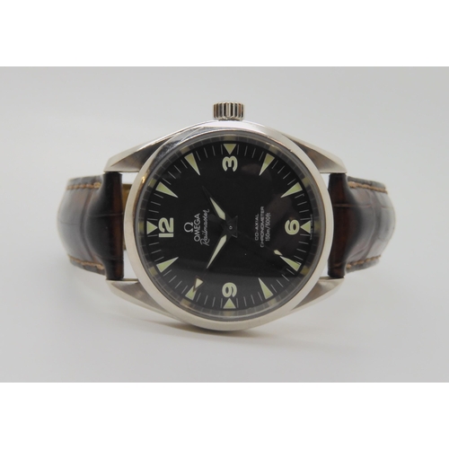 837 - AN OMEGA RAILMASTER CO AXIAL GENTS WRISTWATCHwith black dial, luminous chevron and Arabic numerals, ... 