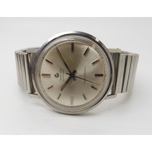 847 - THREE VINTAGE WATCHESa Buren Grand prix 'Super Slender' Automatic. With silvered dial silver coloure... 