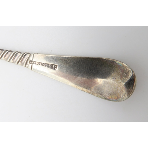 416 - A George III silver Old English pattern picture back tea spoon, the reverse of the bowl embossed wit... 