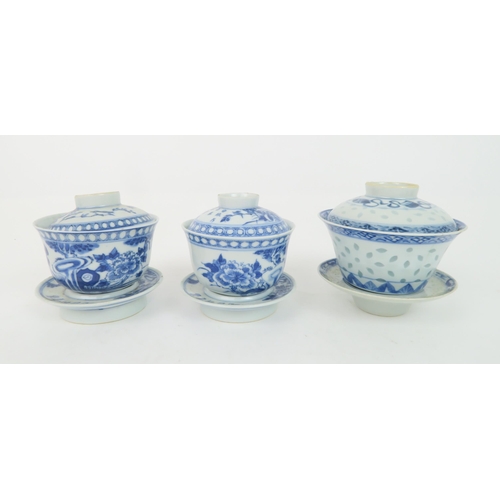 344 - A GROUP OF CHINESE BLUE AND WHITE CERAMICScomprising; four rice bowls painted with peonies and meand... 