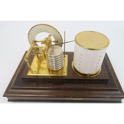 515 - A WILLIAM ROBERTSON & SON BAROGRAPH Within an oak and bevelled glass case, single drawer for cha... 