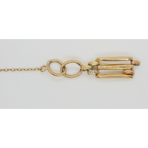 634 - A 9ct (af) gate bracelet, and a 9ct gold vintage chain, length 41.5cm, weight together 16.3gms