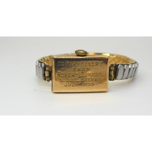 656 - A 9ct gold gate bracelet, weight 8.4gms, and a 9ct gold cased ladies watch with gold plated strap, w... 