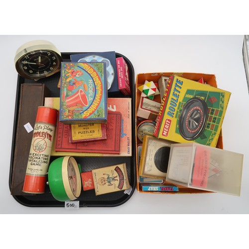 500 - A lot of vintage games to include playing cards, dominoes, Tiddley Winks & Hoopla etc